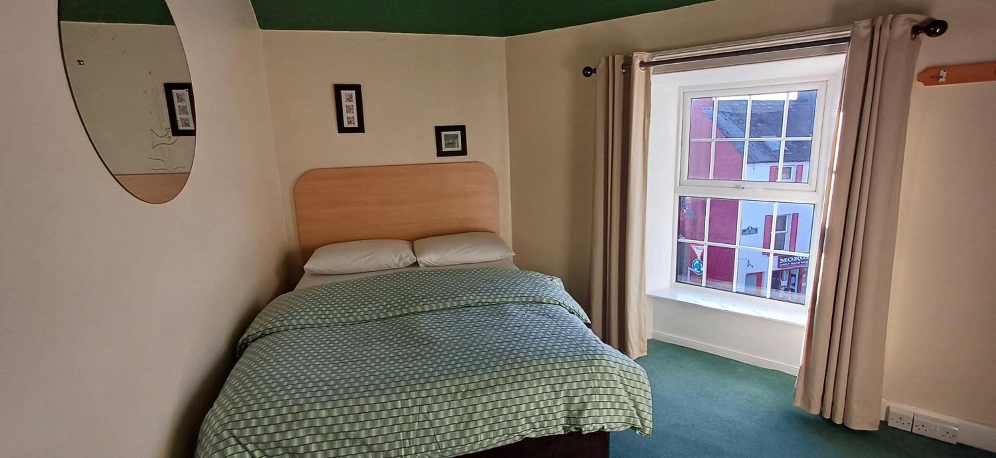Failte Lodging Kenmare Town Centre Экстерьер фото