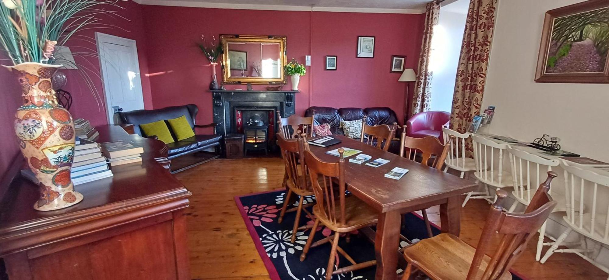 Failte Lodging Kenmare Town Centre Экстерьер фото